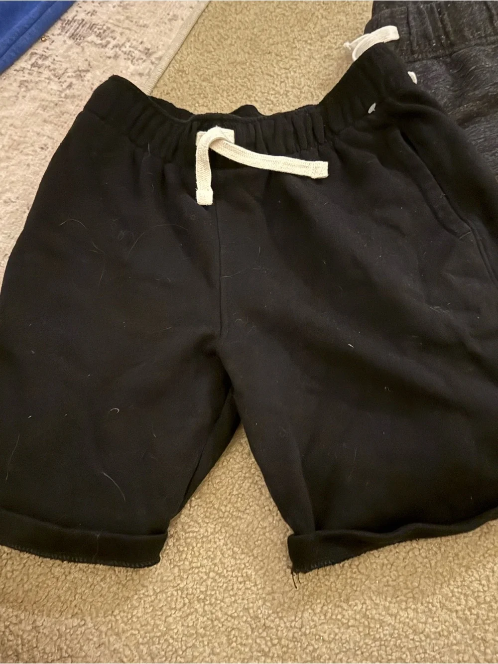 Old Navy pairs shorts